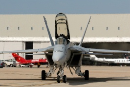 Pilots in F18 Hornet taxing at Miramar air show-03 10-12-07