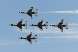 Air Force Thunderbird F16s in flight at Miramar air show-67 10-12-07