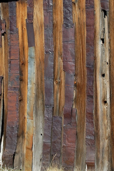 Weathered side of building at Bodie-2 6-8-07