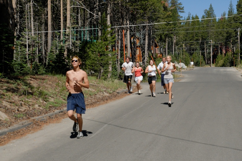 Kids running family trathalon at Serene Lakes-02 7-29-07