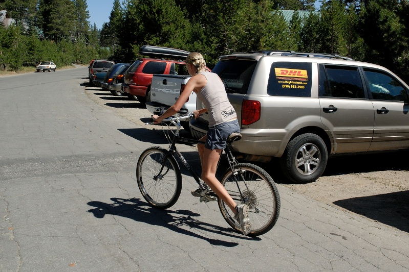 Haley starting bike ride in family triathalon at Serene Lakes-06 7-29-07