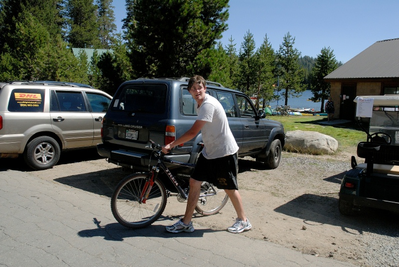 BDL starting bike ride in family triathalon at Serene Lakes-04 7-29-07
