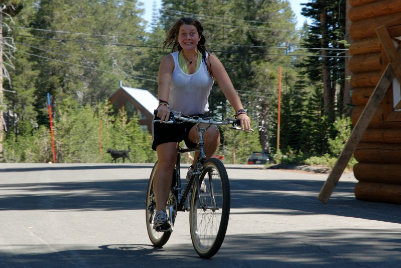 Kelly finishing family triathalon at Serene Lakes-03 7-29-07