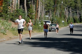 Kids running family trathalon at Serene Lakes-10 7-29-07