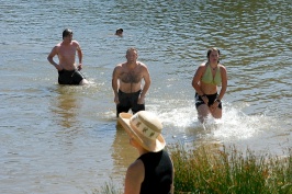 BDL John Kelly finishing swim in family triathalon at Serene Lakes-02 7-29-07