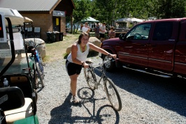 Kelly starting bike ride in family triathalon at Serene Lakes-03 7-29-07