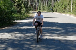 BDL riding bike in family triathalon at Serene Lakes 7-29-07