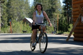 Kelly finishing family triathalon at Serene Lakes-03 7-29-07