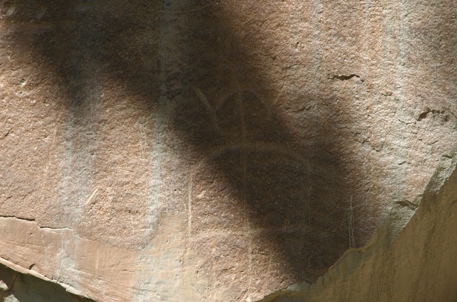 QCI-Petroglyphs at Capitol Reef Park UT-8 9-2-05