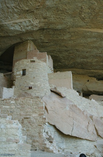 QLC-Tower at Cliff House ruin at Mesa Verde CO-1 9-4-05