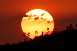 Sunset from Via Conquistador Carlsbad home-2 7-16-06